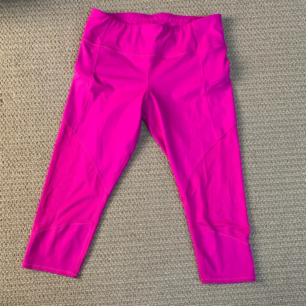 Athleta Contender Capri